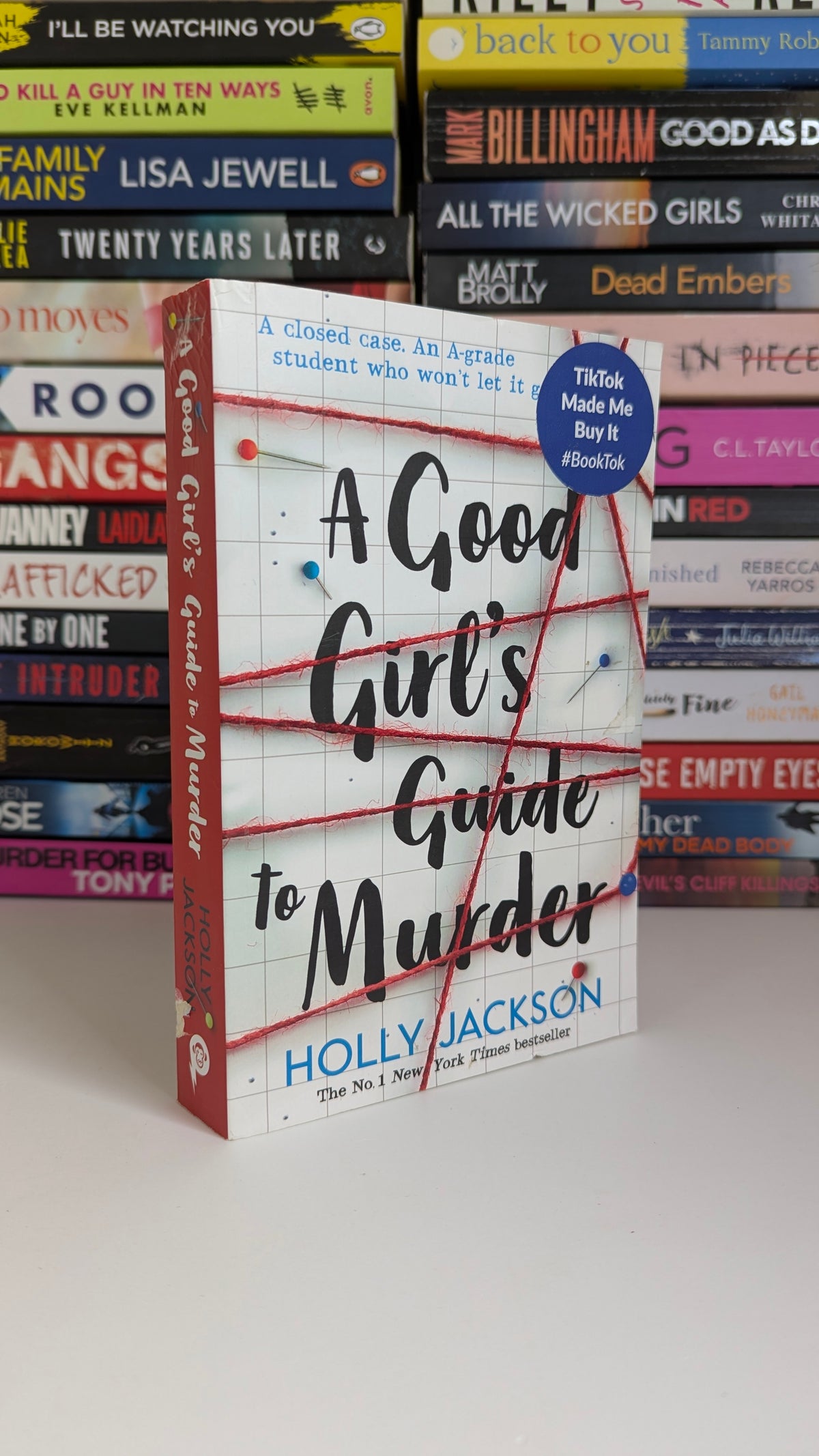 A Good Girl's Guide to Murder